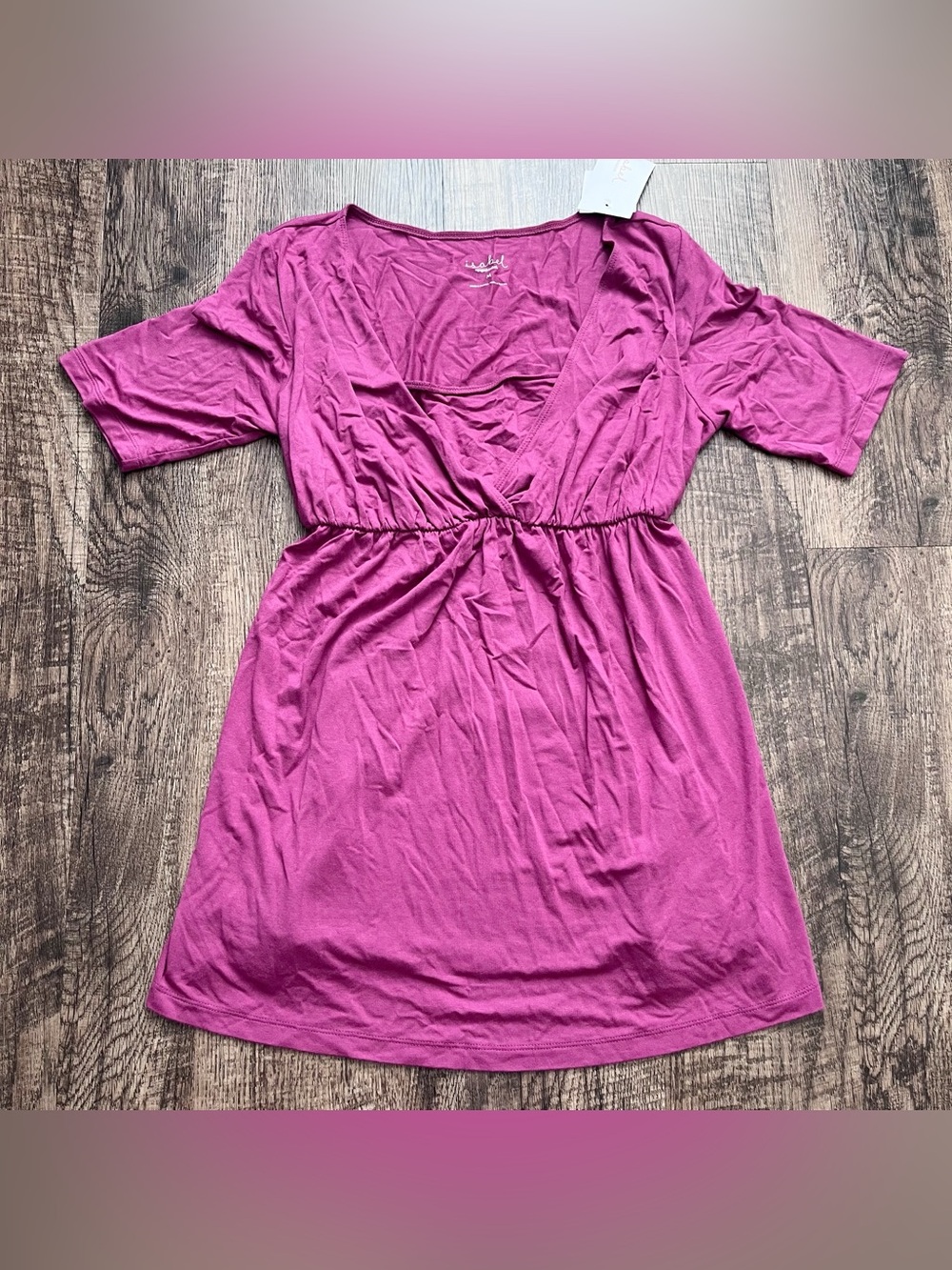 Ingrid & Isabel Medium Raspberry Scoop Neck Short Sleeve Maternity Blouse Top